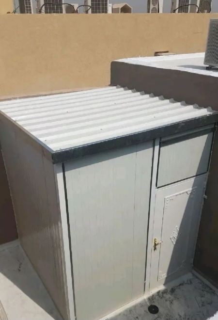 دليل تركيب ساندوتش بنل للملاحق والارتدادات بحي الجوهرة:لتكلفة، الخطوات، وأفضل العوازل 2026.