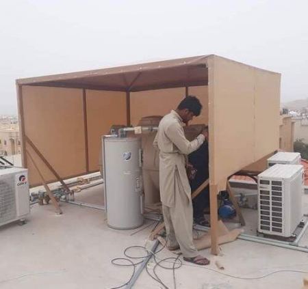 مظلات خزانات المياه في جدة والدمام